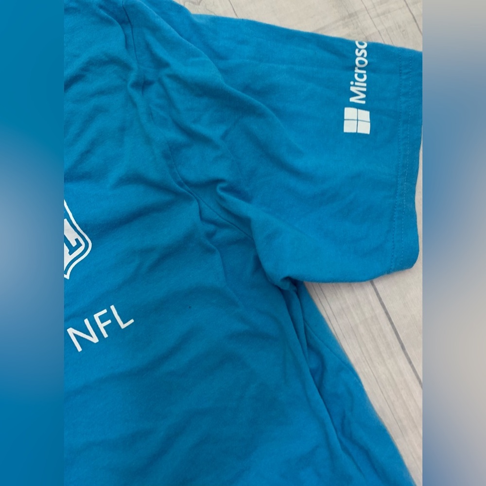 Tshirt - Picture 2 of 5